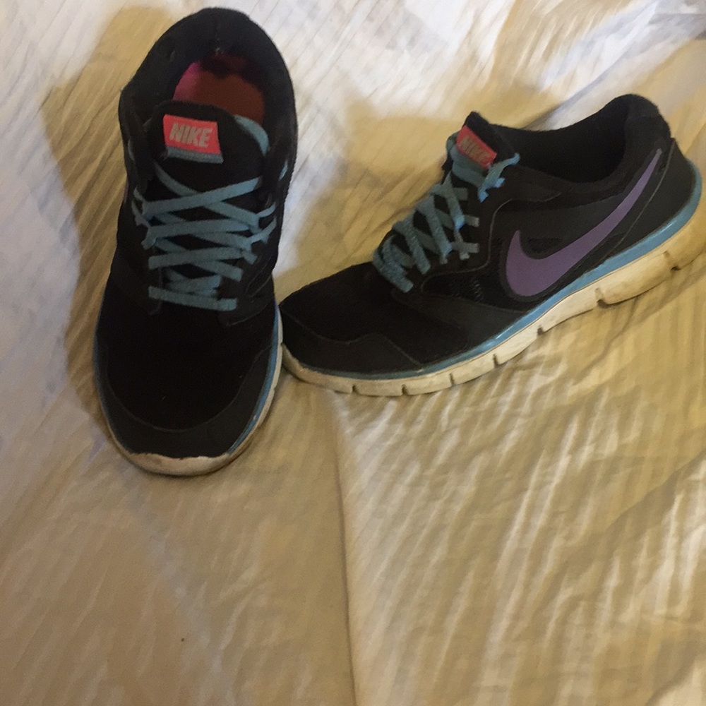 Women’s Nike Size 7.5